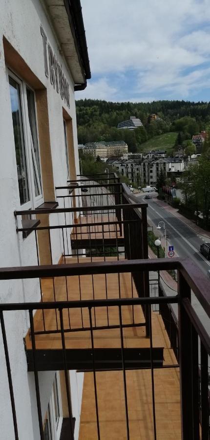 Domy Wczasowe Tryumfy Bed & Breakfast Krynica Zdroj Eksteriør bilde