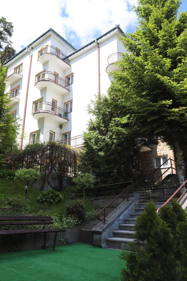 Domy Wczasowe Tryumfy Bed & Breakfast Krynica Zdroj Eksteriør bilde