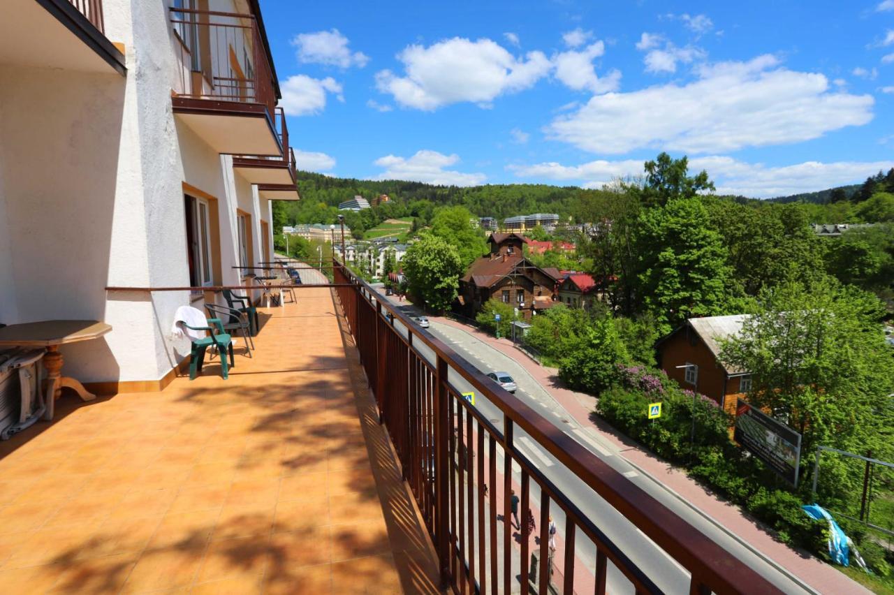 Domy Wczasowe Tryumfy Bed & Breakfast Krynica Zdroj Eksteriør bilde